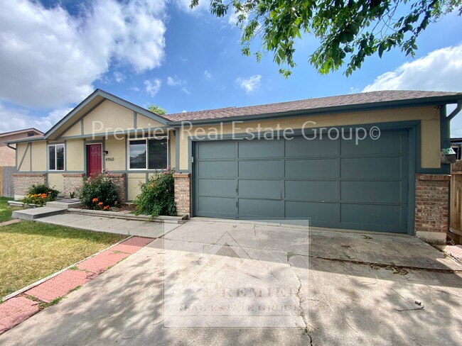 Building Photo - 4960 Wineskin Cir