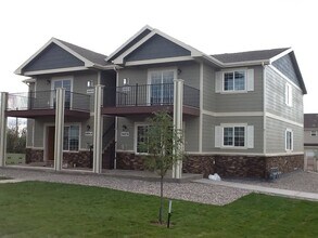 Building Photo - 3809 Victoria Dr