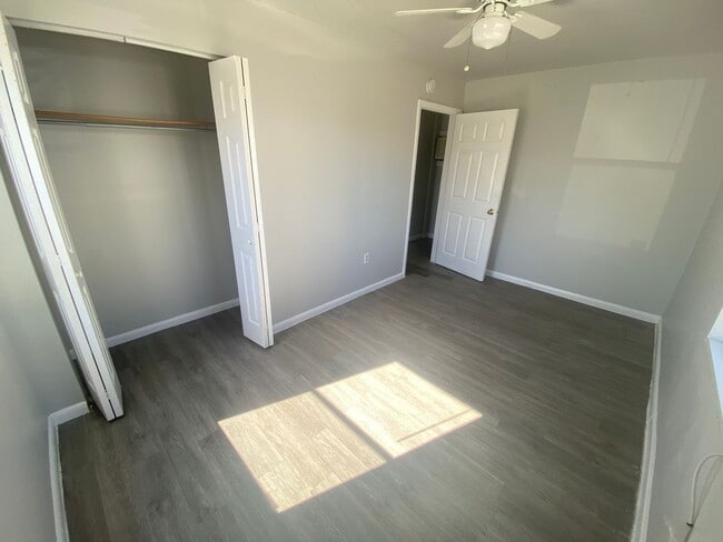 Photo - 920-920 11th Ave N Apartment