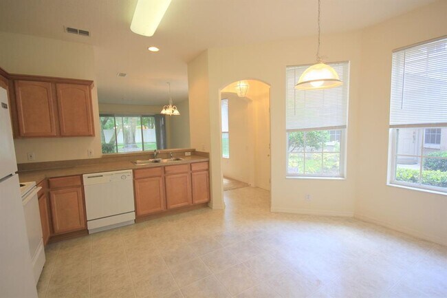 Building Photo - 4213 Key Thatch Dr