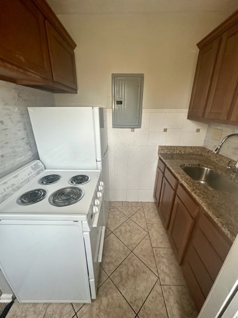 Building Photo - 124 McKnight Cir