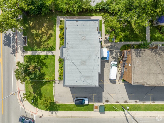 Aerial Photo - 708 Brant St