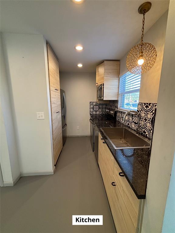 Foto del edificio - 4505 Teri Rd