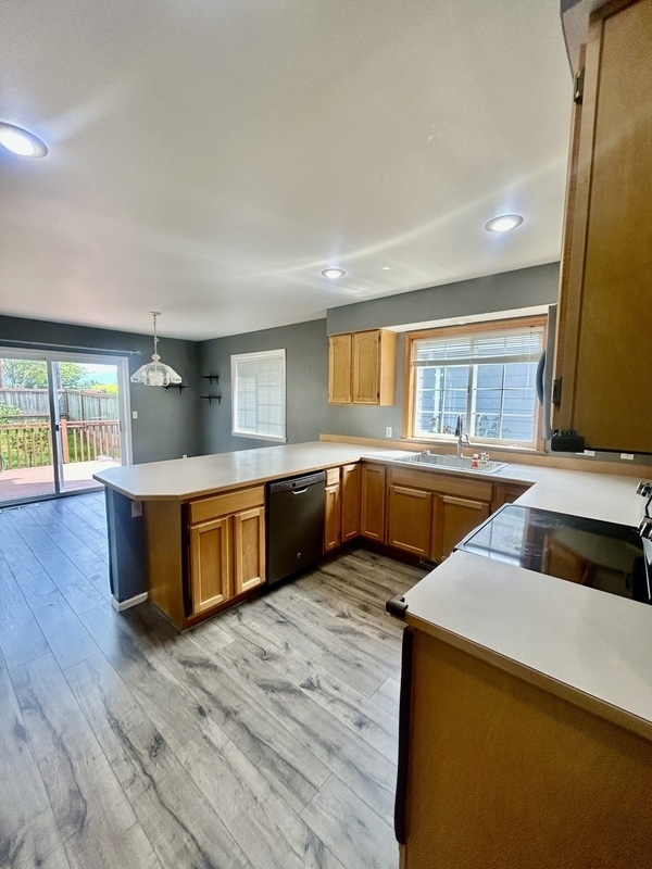 Building Photo - 804 E Maberry Dr
