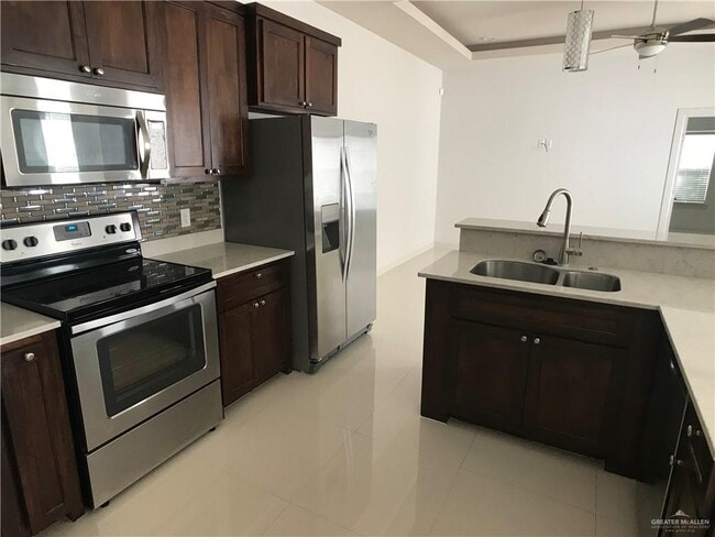 Building Photo - 2920 N 51st St
