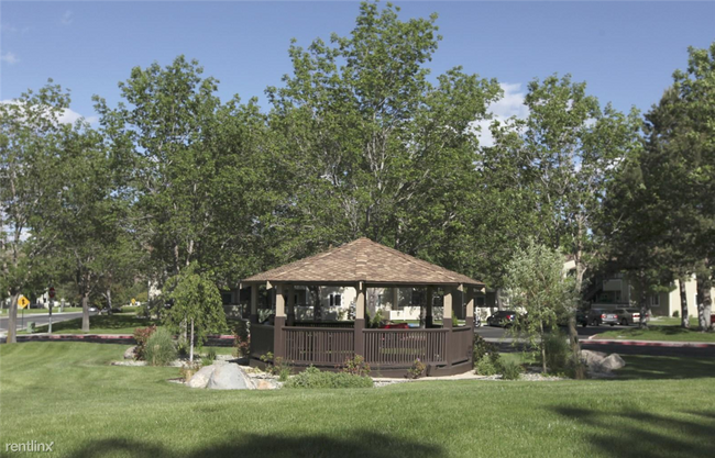 Foto del edificio - 1 br, 1 bath Condo - Wood Chase Condominiu...