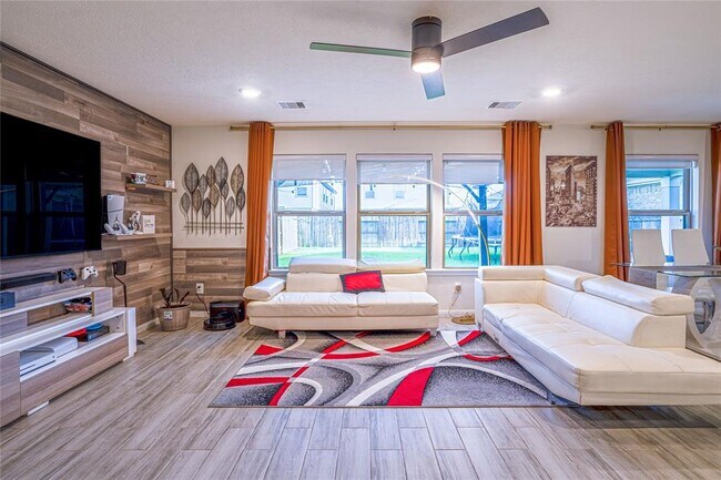 Building Photo - 16623 Live Oak Canyon Dr