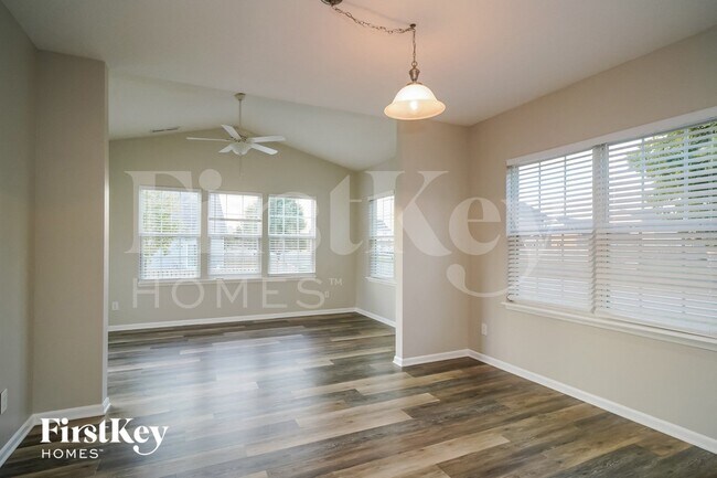 Foto del edificio - 2407 Twinleaf Drive