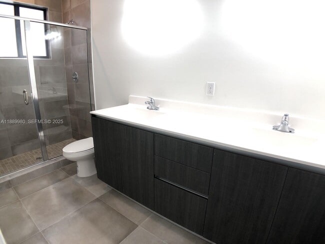 Building Photo - 497 SW 91st Ct