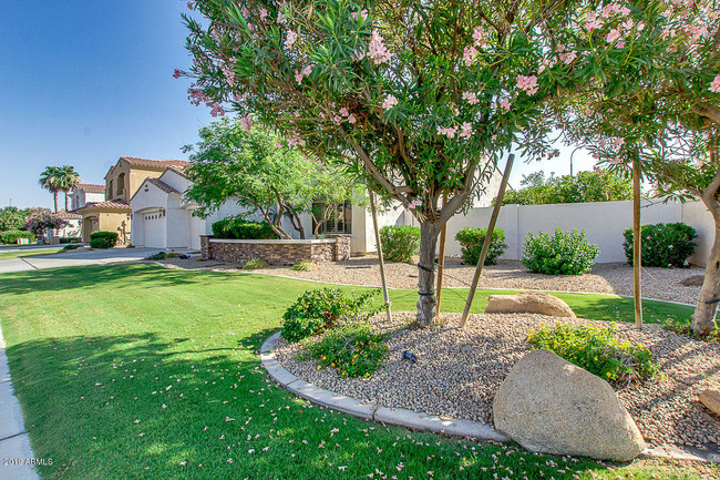 Building Photo - 4482 S Wildflower Pl