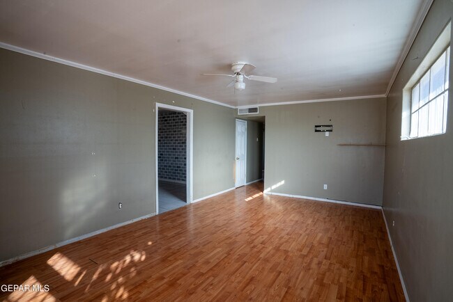 Building Photo - 1128 Winston Pl