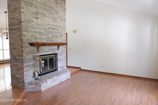 Foto del edificio - 14282 Hawksmore Ln