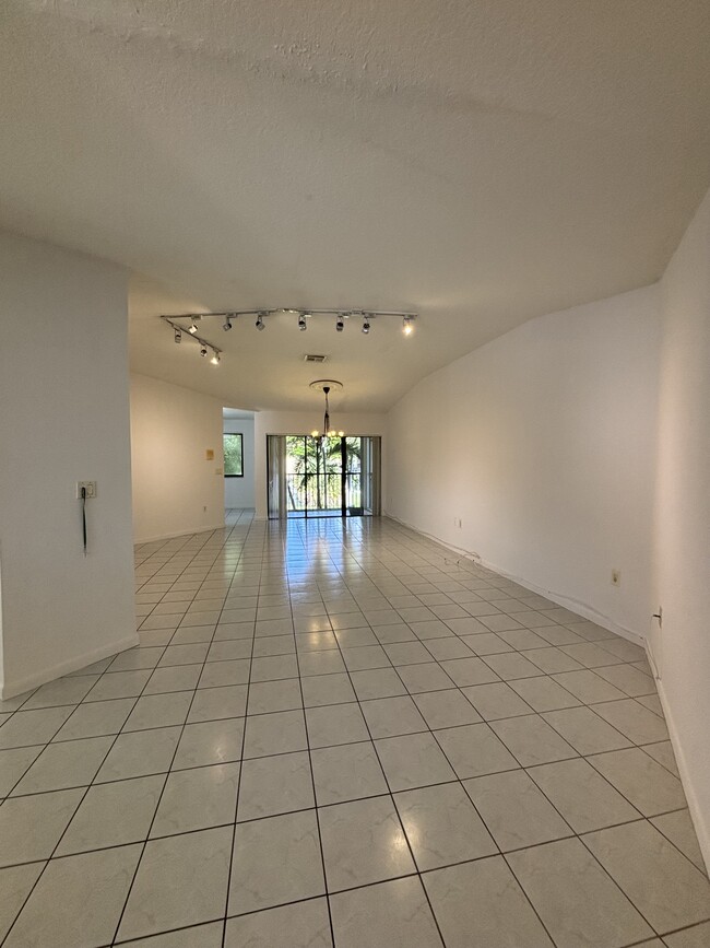 Living and dinning - 9688 SW 138th Ave