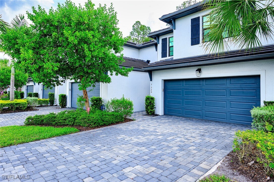 Foto principal - 7320 Rockefeller Dr