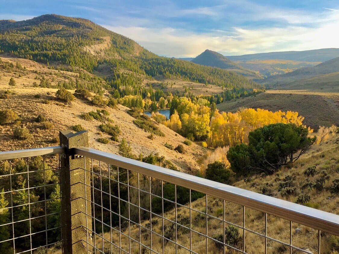 560 Co Rd 101, Silverthorne, CO 80498 House for Rent in Silverthorne