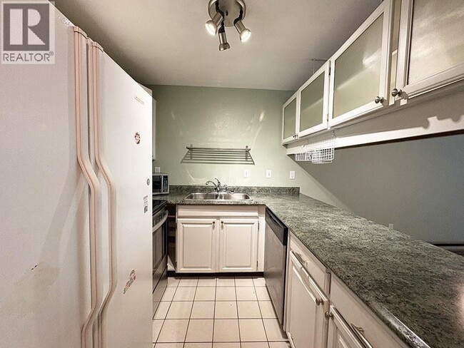 Building Photo - 4191 Bridgewater Crescent