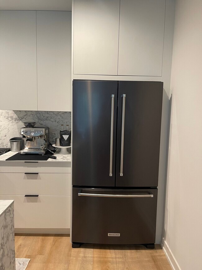 Foto del edificio - 4153 W Melrose St