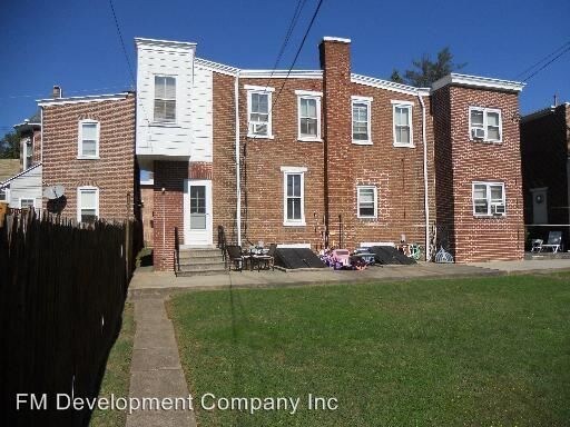 Building Photo - 44 E 5th St