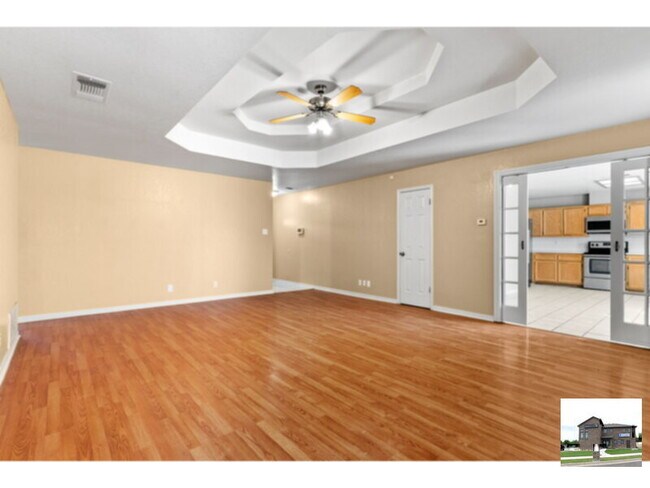 Building Photo - 3923 Oak Valley Dr