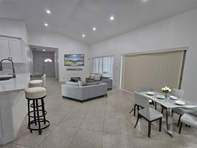 Foto del edificio - 15160 SW 128th Ave