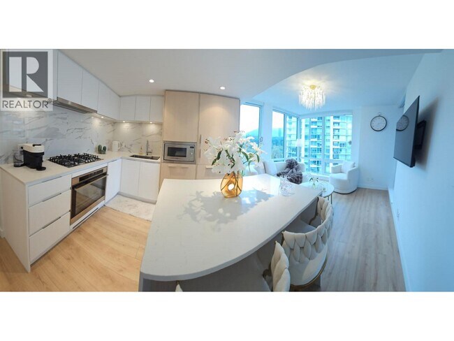 Photo du bâtiment - 1500 Fern St