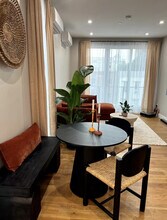 Building Photo - 864 Madison St