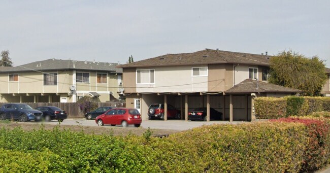 Car port - 455 N Abel St