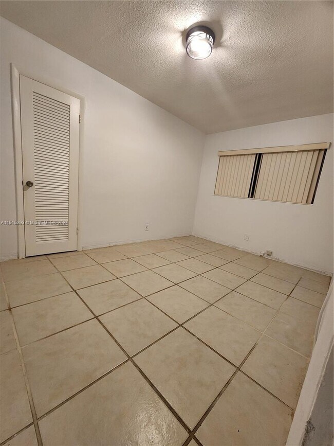 Foto del edificio - 5801 Garfield St