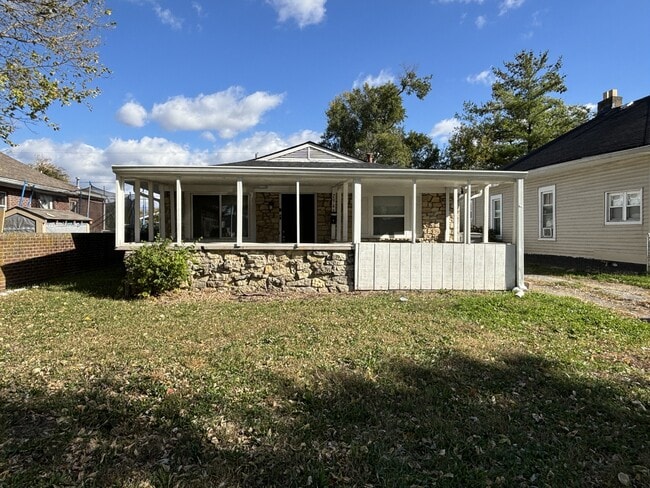 Photo - 2943 Hillside Ave House