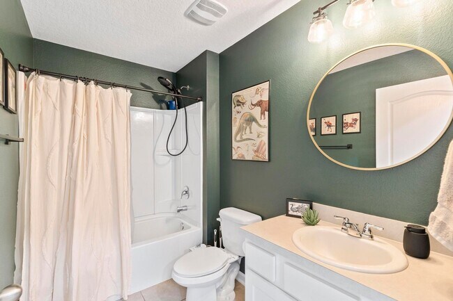 Foto del edificio - Sawmill Creek 4 bedroom!
