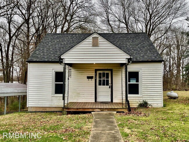 Building Photo - 3 br, 1 bath House - 212 N Stout Street