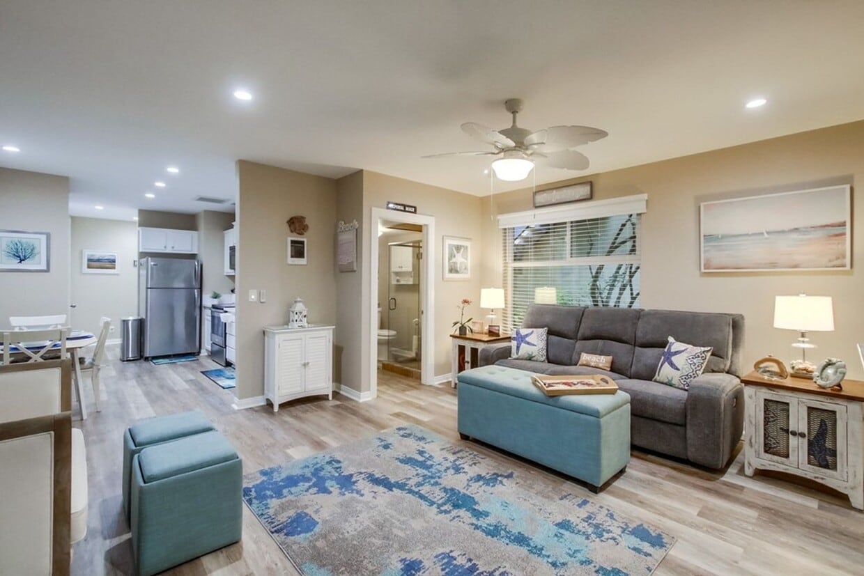 One Bedroom Condo Steps to the beach Condo for Rent in Imperial