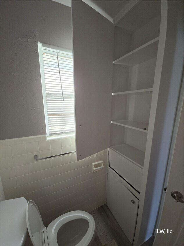 Foto del edificio - 301 Avondale St