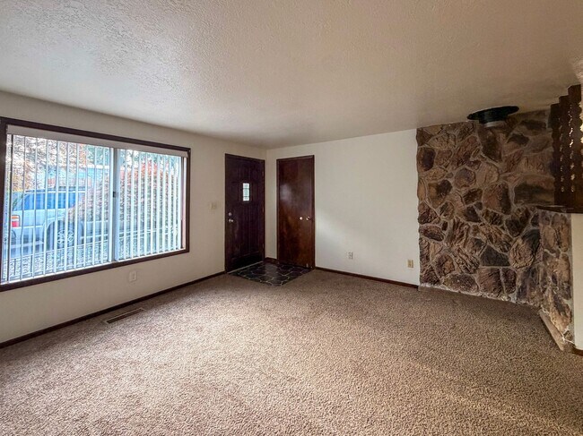 Foto del edificio - 265 SW Oak St