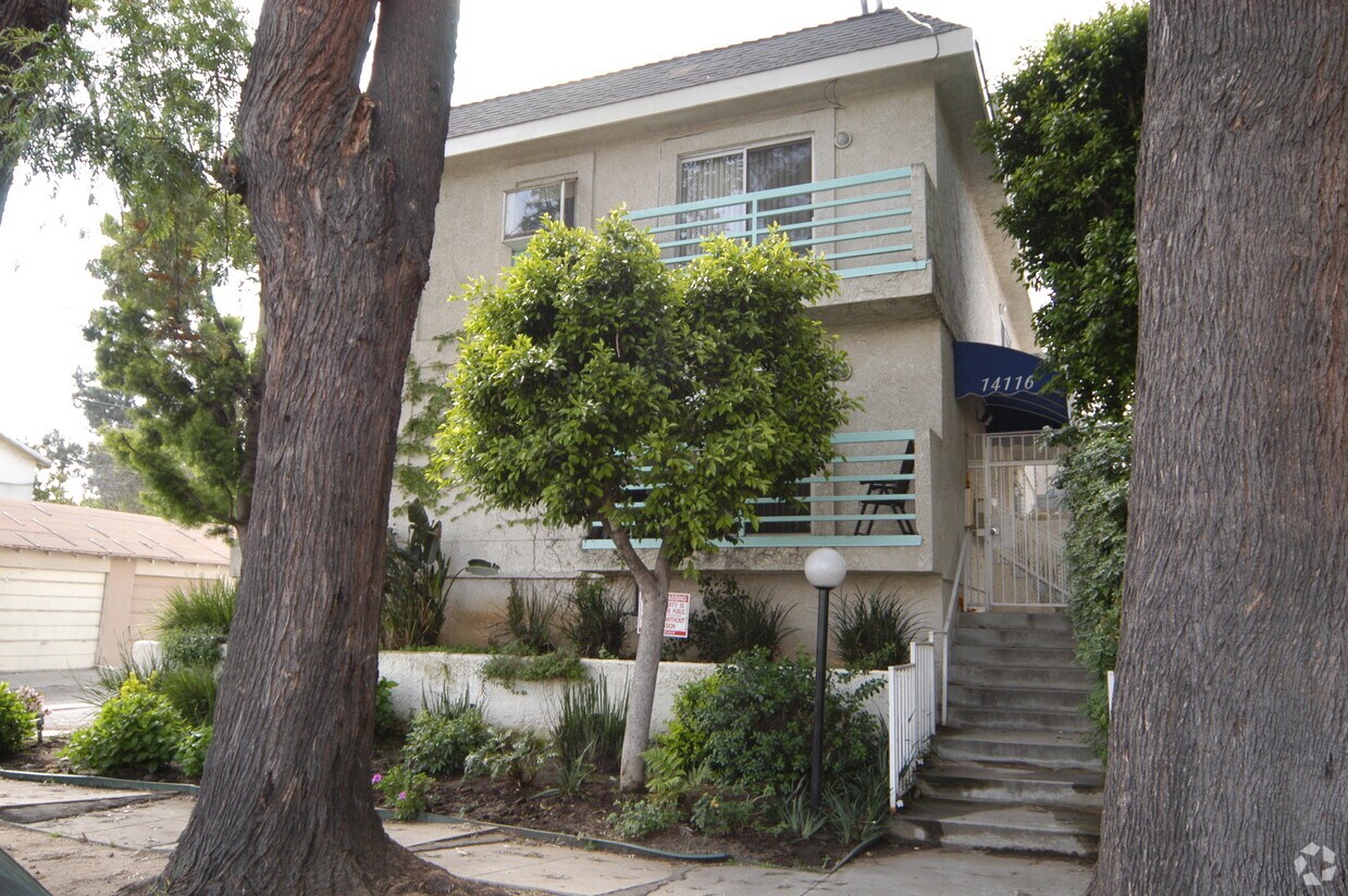 Foto del edificio - 14116 Tiara St