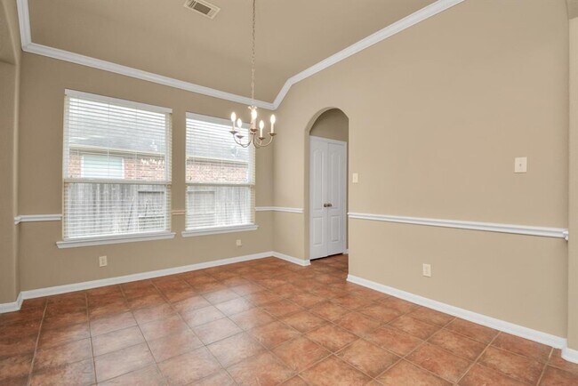 Foto del edificio - 6727 Oakman Ln