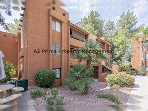 Building Photo - 4704 E Paradise Village Pkwy N