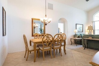 Building Photo - 2096 NW Marsh Rabbit Ln