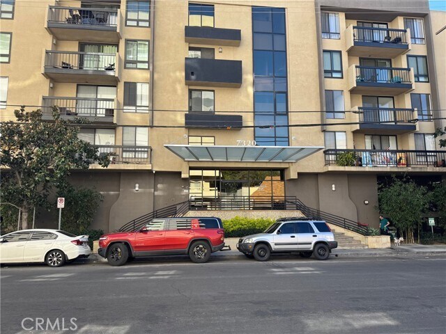 Foto del edificio - 7320 Hawthorn Ave