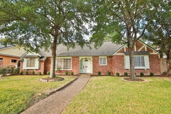 Building Photo - 12910 Queensbury Ln