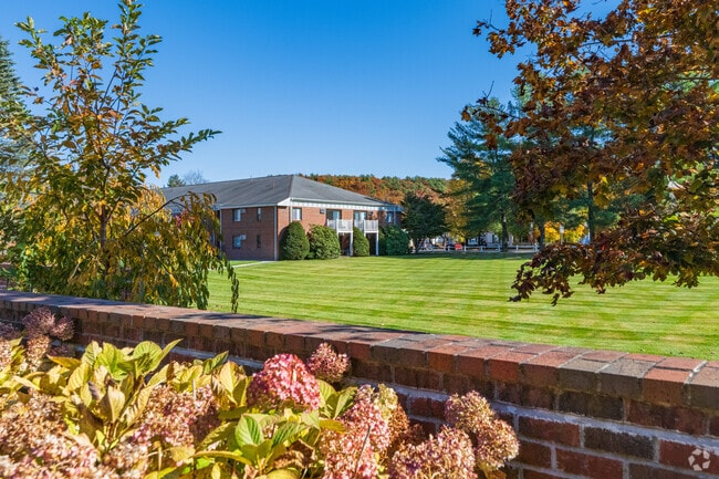 Foto del edificio - Princeton Green Apartments
