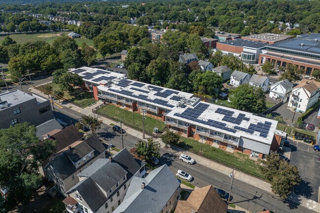 Foto del edificio - Prescott Bush