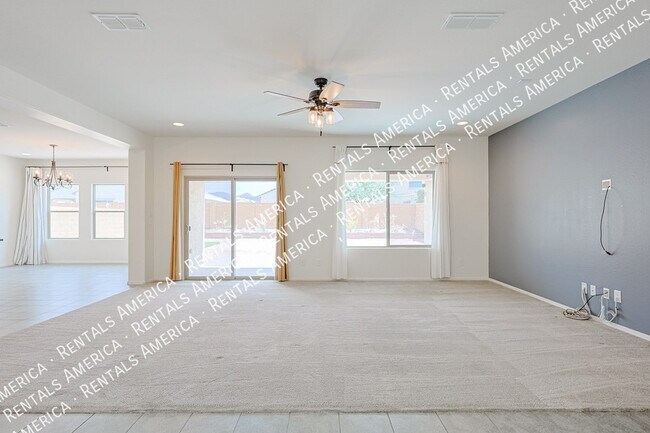 Foto del edificio - 25951 W Tonto Ln