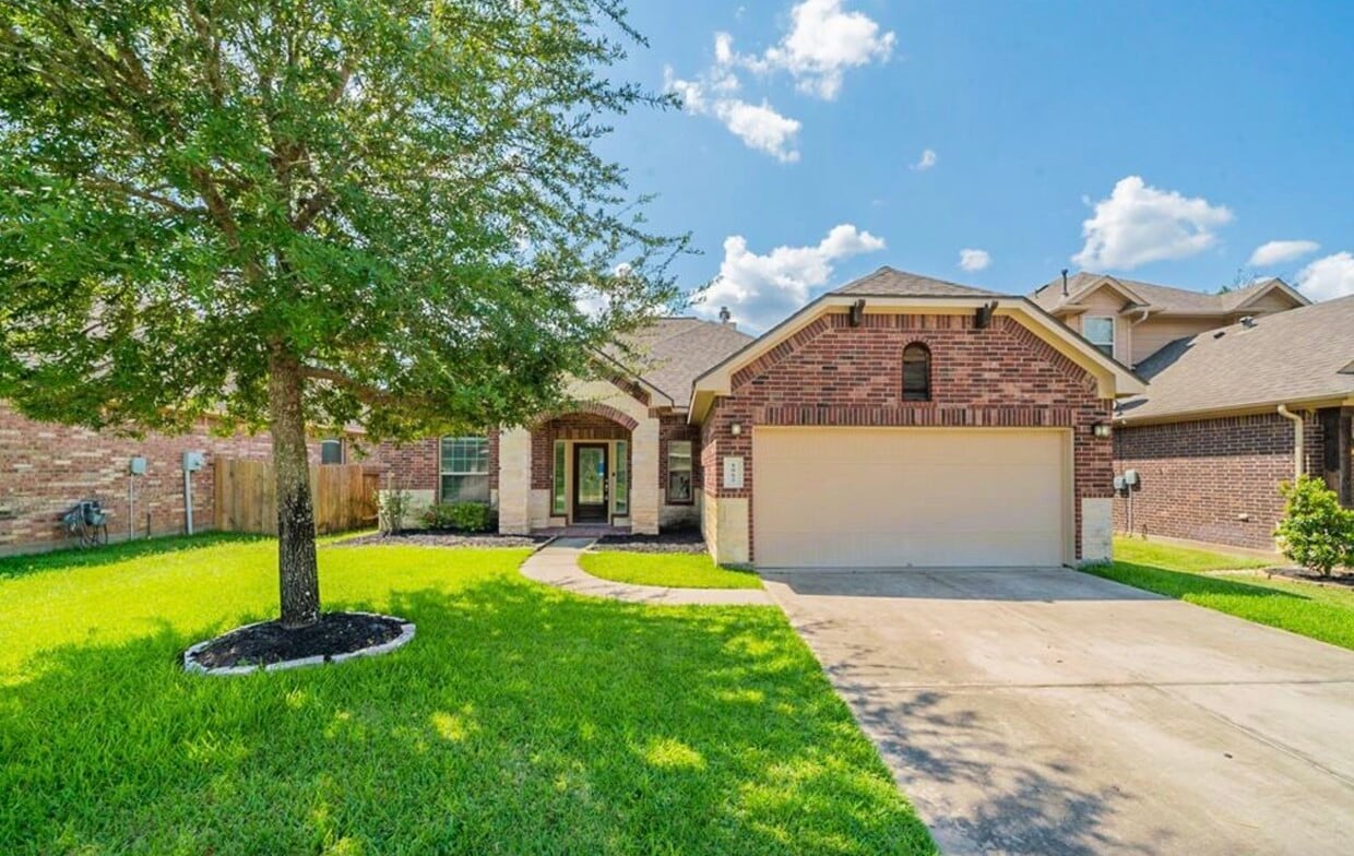 Foto principal - 1062 Cedar Lake Ct