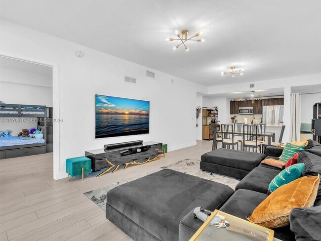 Foto del edificio - 488 NE 18th St