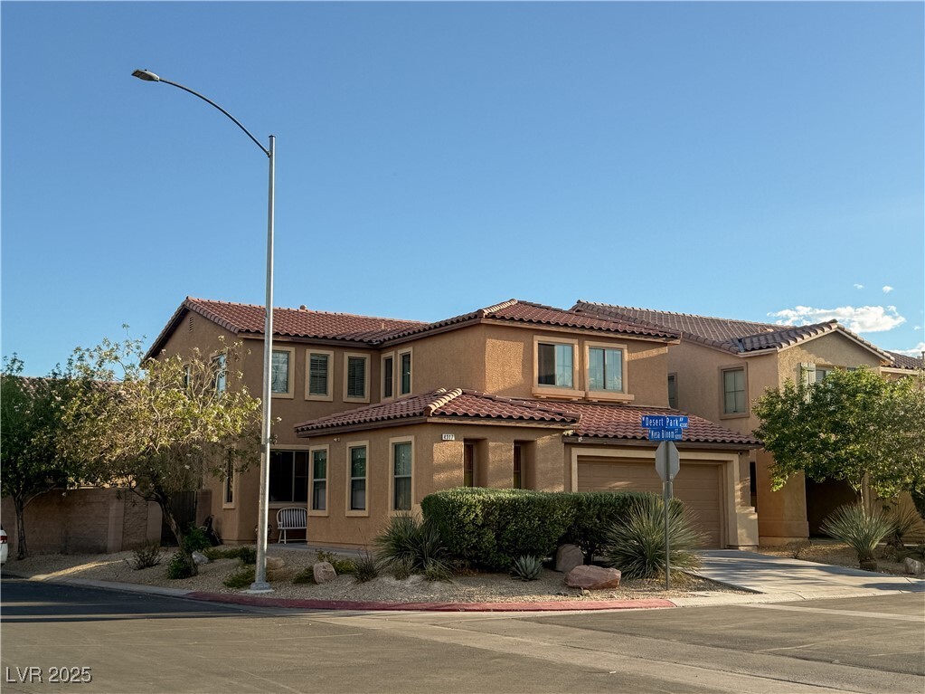 Primary Photo - 4317 Desert Park Ave