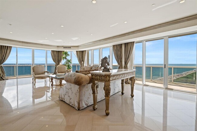 Foto del edificio - 9601 Collins Ave