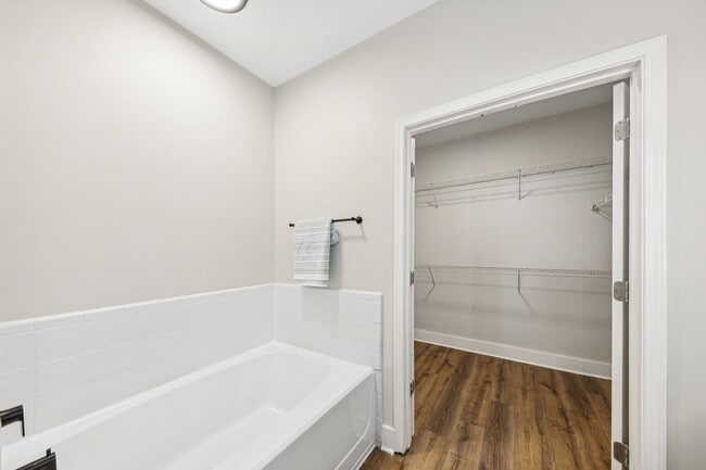 Building Photo - Drift Dunwoody