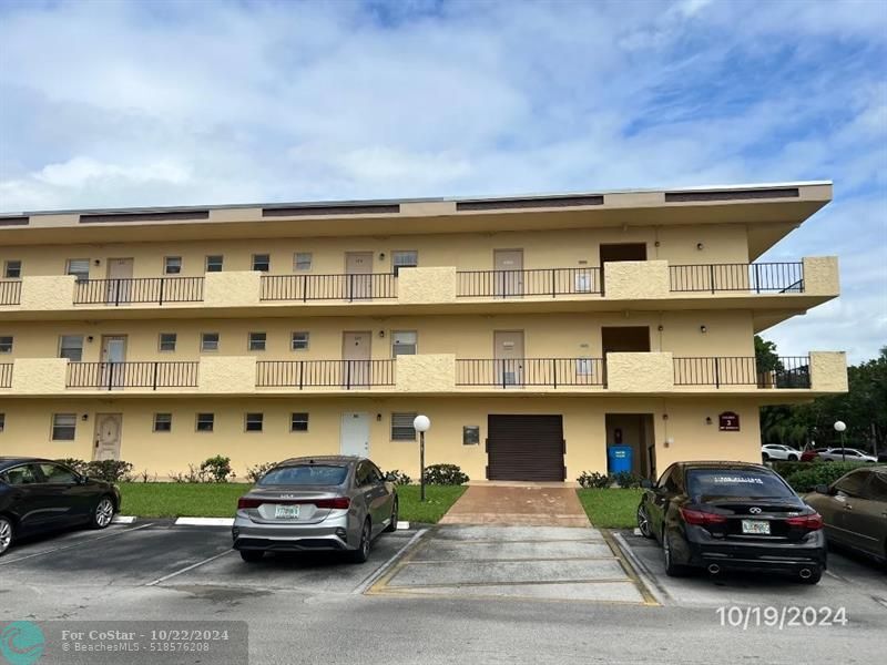 201 Berkley Rd Unit 311, Hollywood, FL 33024 Condo for Rent in