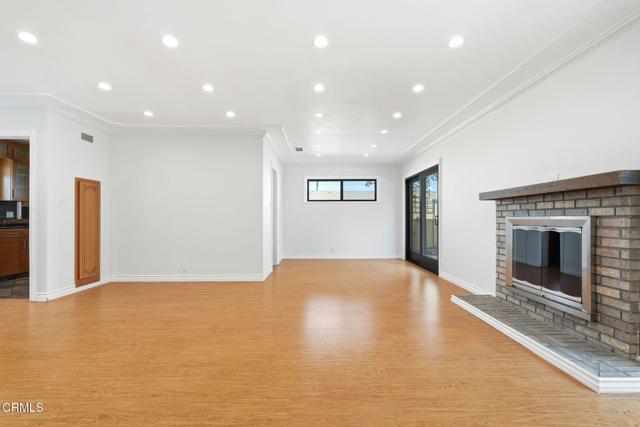 Foto del edificio - 1380 Rexford Ave